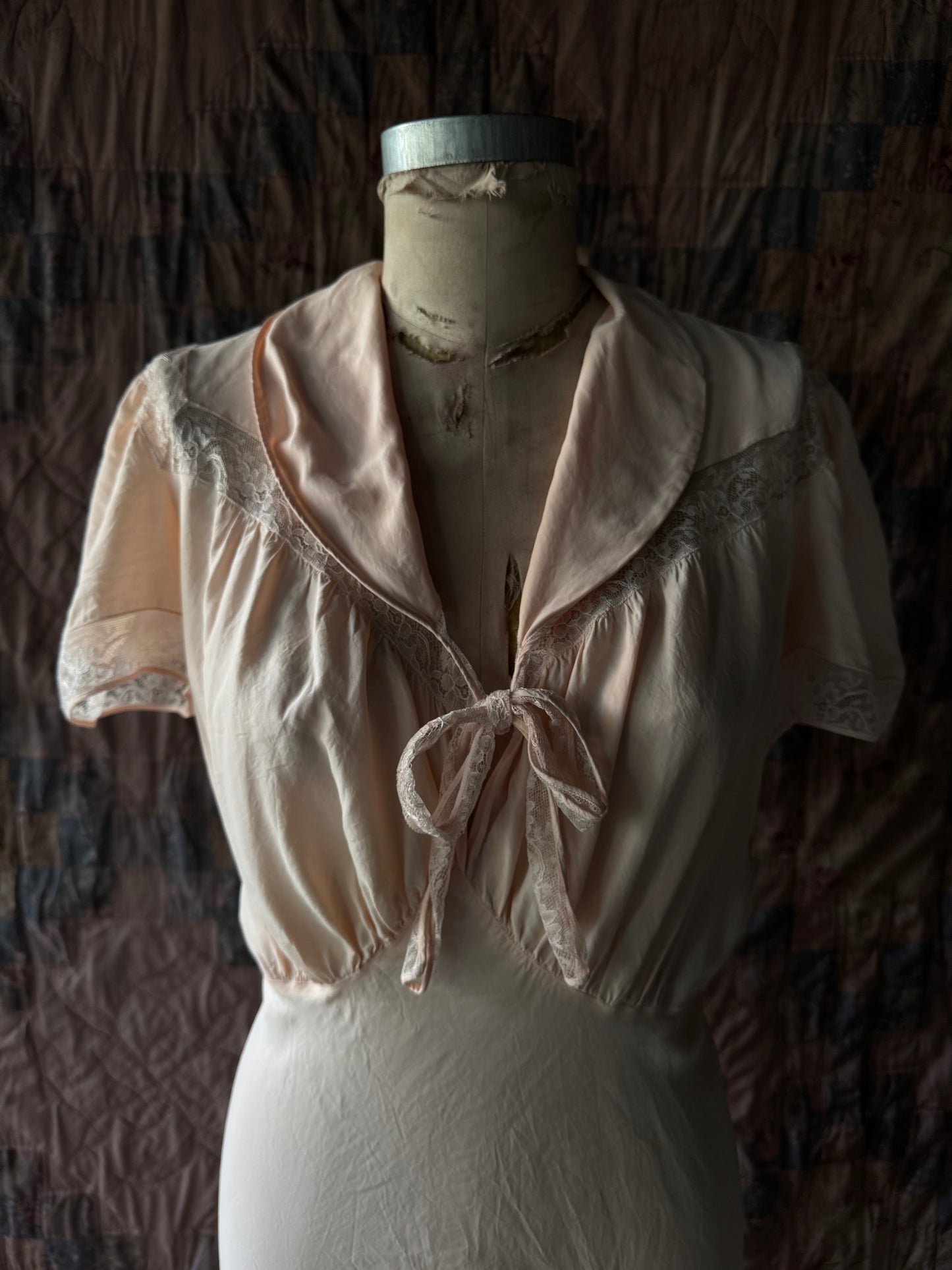 Vintage nightgown "Blush"